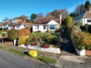 Photo 1- click for photo gallery